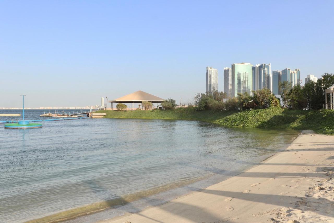 C 3* Manama